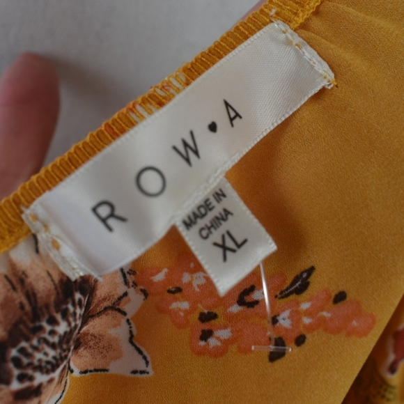 Yellow Floral Scrunch Front Dress - Picture 9 of 10